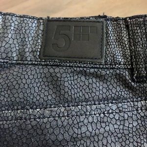 FIVEUNITS Sophia Black Animal Metallic Jeans Size 26